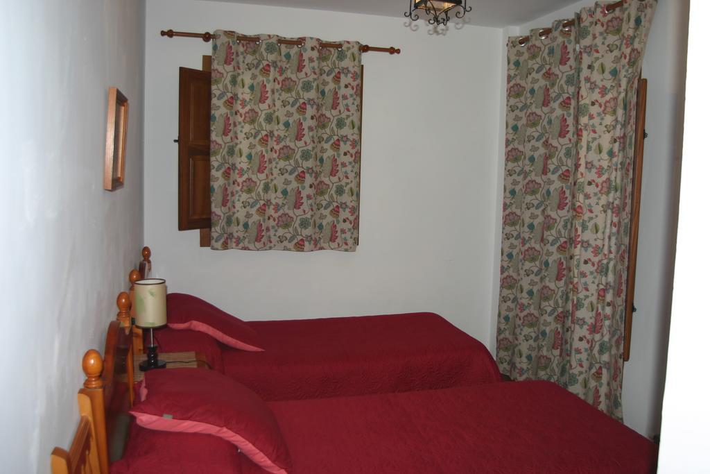 Hostal Rural Las Terrazas De La Alpujarra บูบิยอน ภายนอก รูปภาพ